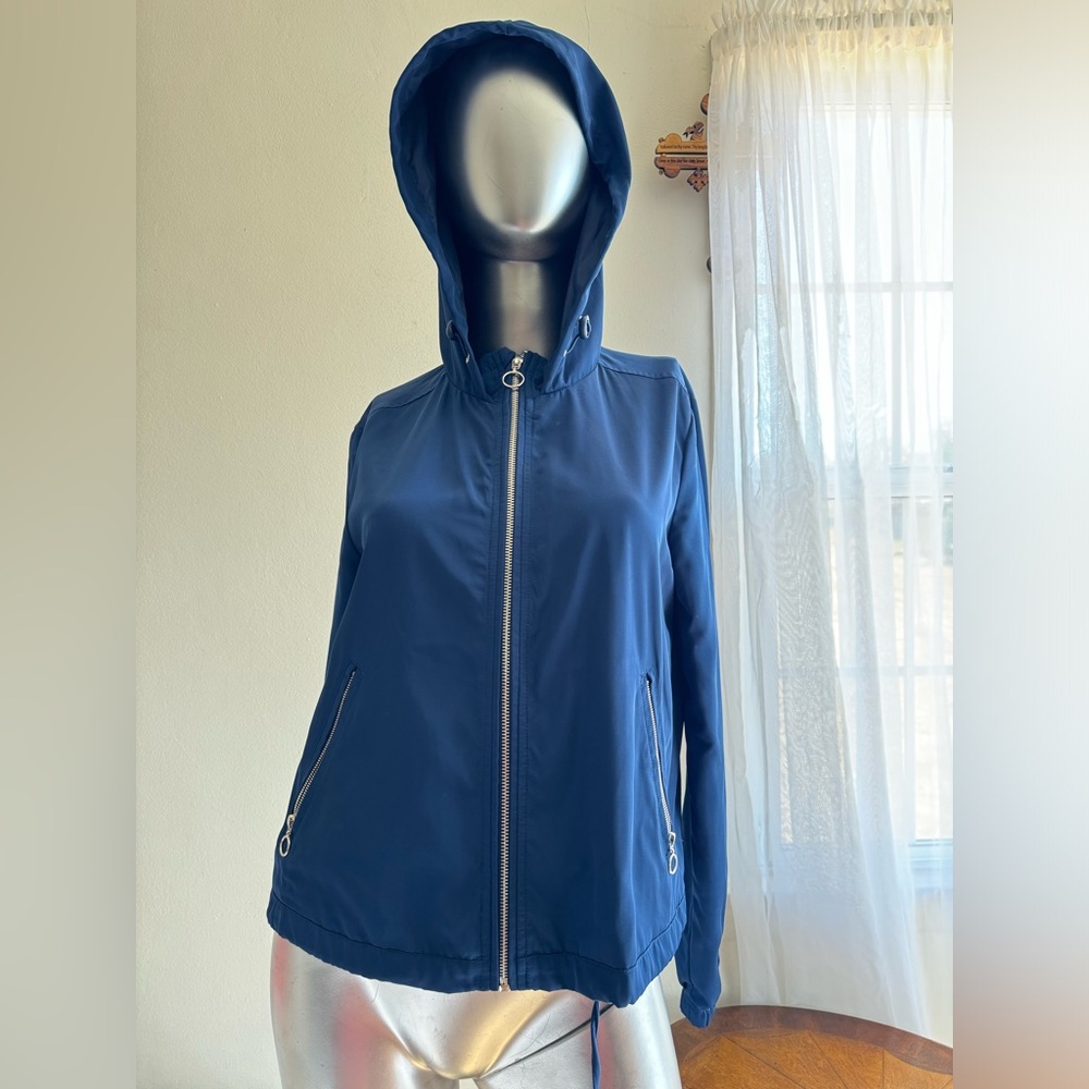 Forever 21  Women’s Bomber Jacket . Size Small/ Blue. Like new